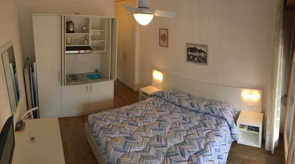 Apartamento Casa Vittoria Torbole Sul Garda Exterior foto